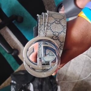 Gucci Gray Belt with Silver Buckle